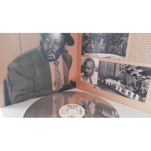 DISC-LASER SWINGIN THE BLUES COUNT BASIE-A CELEBRATION OF BASIE´S LEGACY